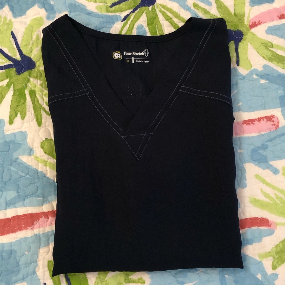 Wonder Wink scrub top